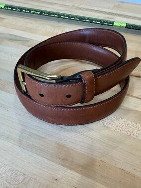 Tommy Hilfiger Leather Belt with Brass Buckle Everyday Essential Size 34